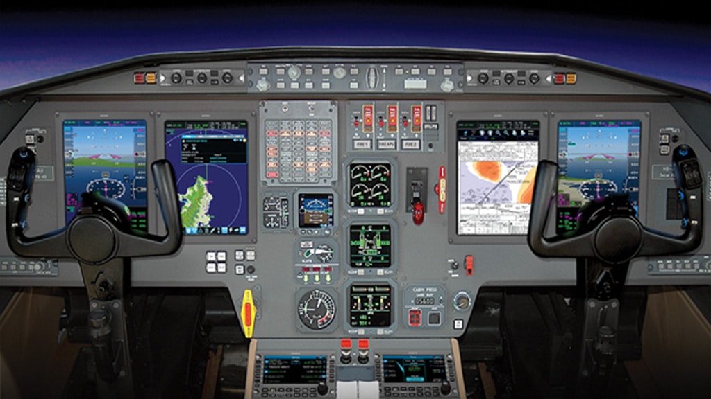 Universal Avionics and Trimec Collab to Deliver Falcon 2000/EX Flight Deck Upgrades